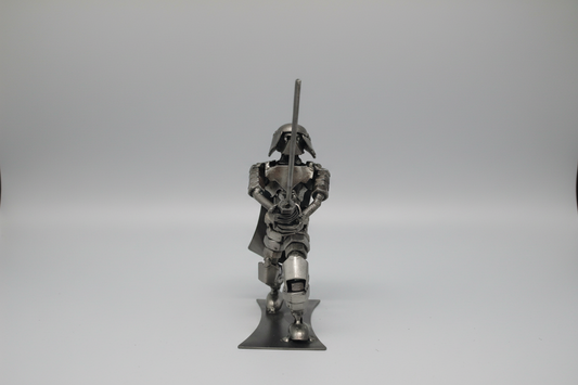 Darth Vader Figur stehend nach vorne