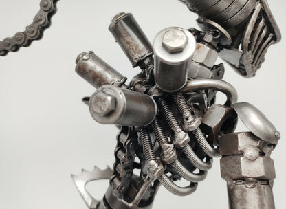 Alien Kriechend 45cm