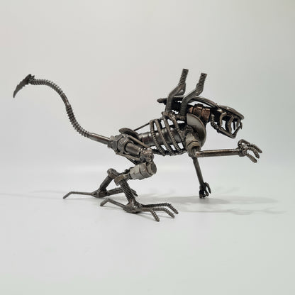 Alien kriechend klein