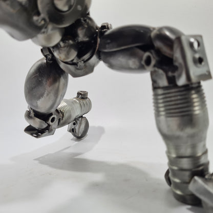 Iron Man Figur Landepose