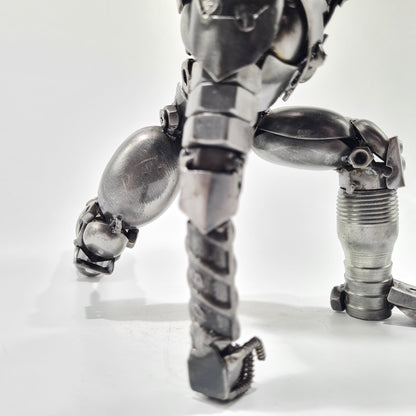 Iron Man Figur Landepose