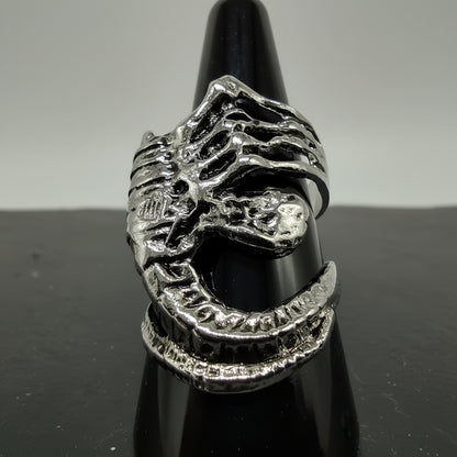 Alien Face Hugger Ring