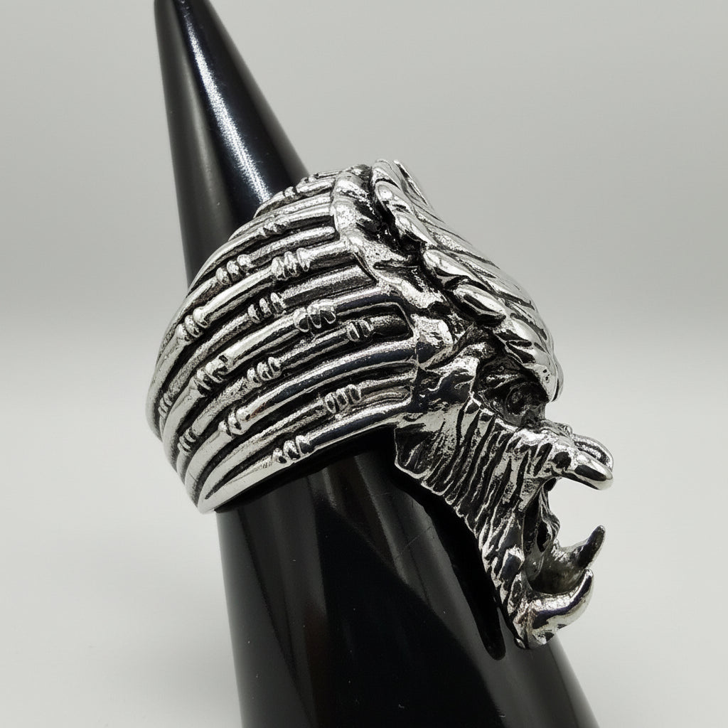 Predator Ring