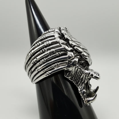 Predator Ring